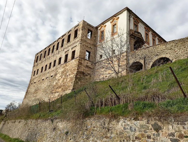Zámek Chvatěruby, Czech Republic (Czechia)